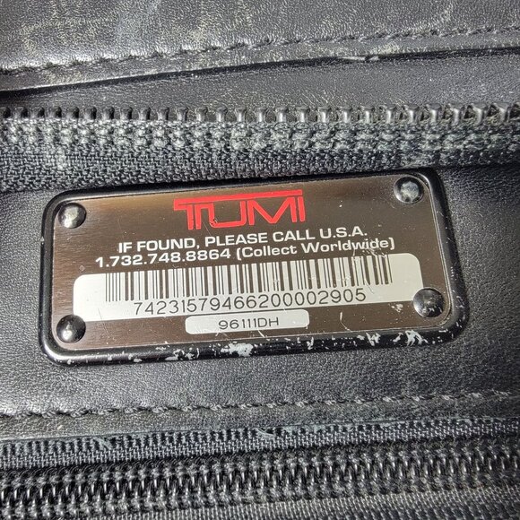 Tumi Alpha Slim Large Screen Portfolio Leather Briefcase Laptop 96111DH - Picture 10 of 14